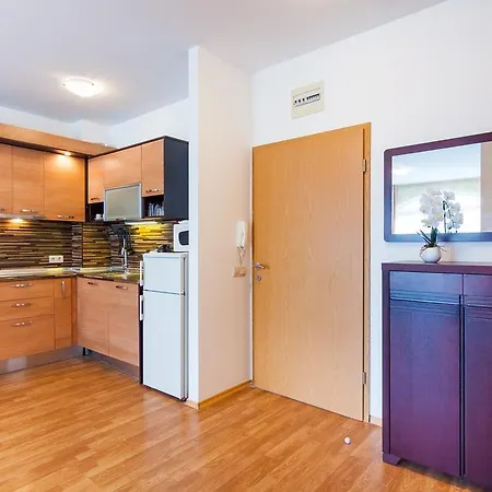 Edmond Apartment-highspeed-internet-free! Appartement Aheloy