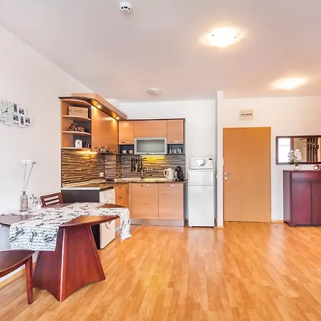 Apartament Edmond Apartment-highspeed-internet-free! Aheloi